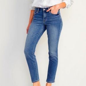 NWOT Mid-Rise Power Slim Straight Jeans for Women, Medium Rinse Blue Color